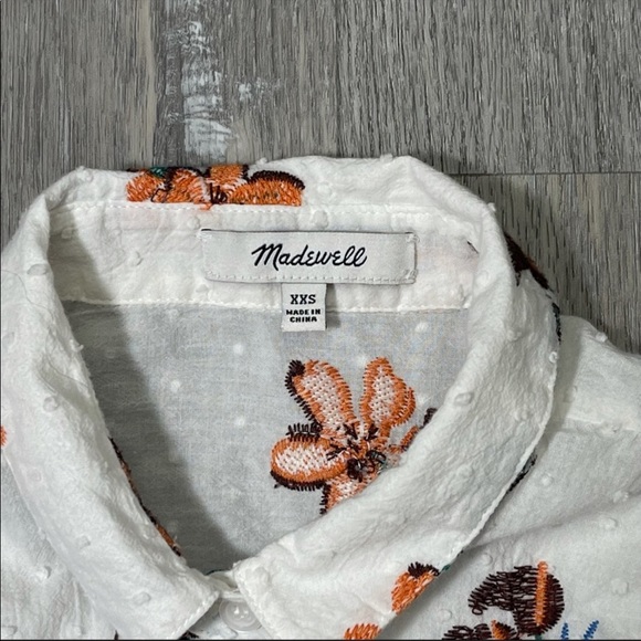 Madewell Button up XXS oversized button up,
white with flowers - Picture 4 of 6